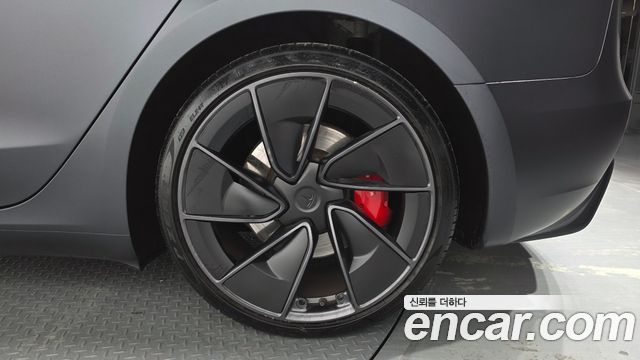 Tesla Model 3 Performance AWD 2024 — фото 21