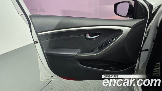 Hyundai i30 (New) Diesel 1.6 VGT Extreme 2012 — фото 24