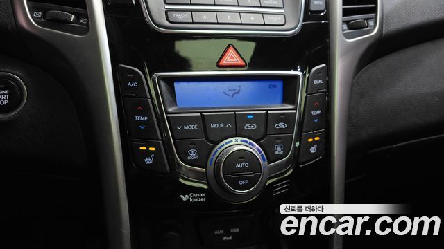 Hyundai i30 (New) Diesel 1.6 VGT Extreme 2012 — фото 31