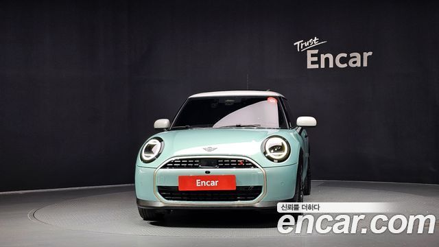 MINI Cooper S (IV) Favoured 2025 — фото 3