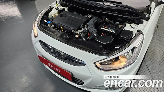 Hyundai Accent (New) Diesel 1.6 VGT Modern 2015 — фото 6