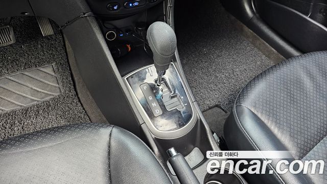 Hyundai Accent (New) Diesel 1.6 VGT Modern 2015 — фото 9
