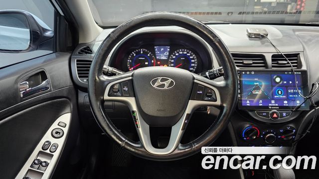 Hyundai Accent (New) Diesel 1.6 VGT Modern 2015 — фото 13