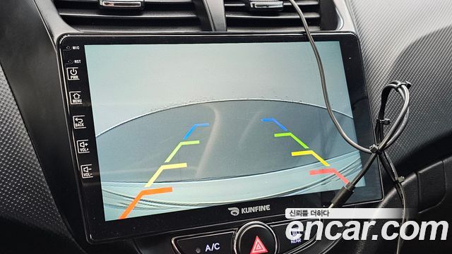Hyundai Accent (New) Diesel 1.6 VGT Modern 2015 — фото 15