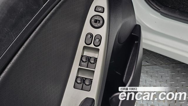 Hyundai Accent (New) Diesel 1.6 VGT Modern 2015 — фото 17