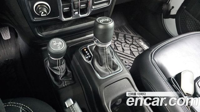 Jeep Wrangler (JL) 2.0 Overland 4Door 2019 — фото 9