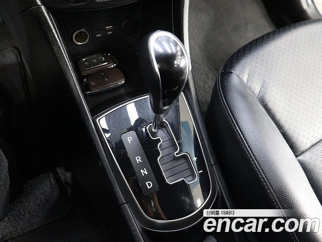 Hyundai Accent (New) 1.4 VVT Premium 2015 — фото 10
