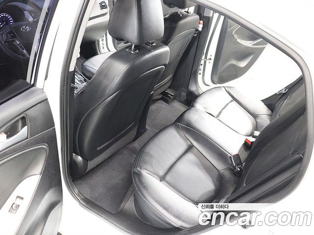 Hyundai Accent (New) 1.4 VVT Premium 2015 — фото 21