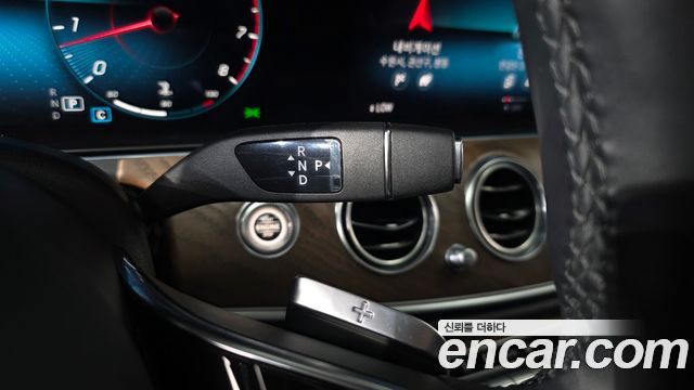 Mercedes-Benz E-Class (W213) E250 Exclusive 2021 — фото 9