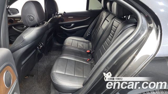 Mercedes-Benz E-Class (W213) E250 Exclusive 2021 — фото 11