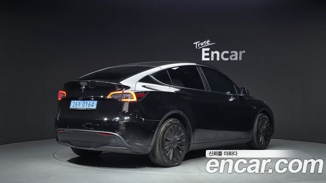 Tesla Model Y Long Range AWD 2021 — фото 2