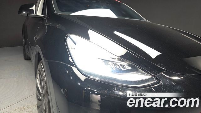 Tesla Model Y Long Range AWD 2021 — фото 28