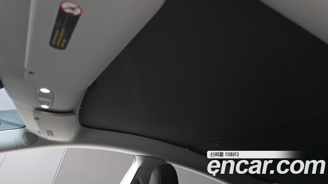 Tesla Model Y Long Range AWD 2021 — фото 37