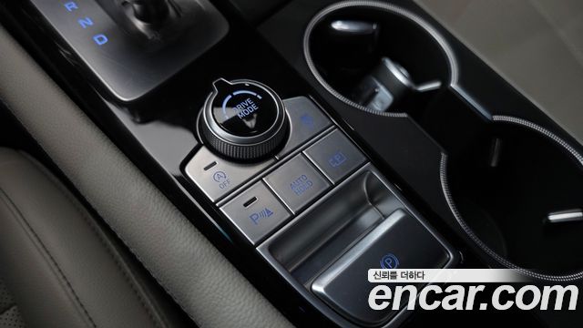 Genesis G70 Gasoline 2.0T 2WD 2023 — фото 20