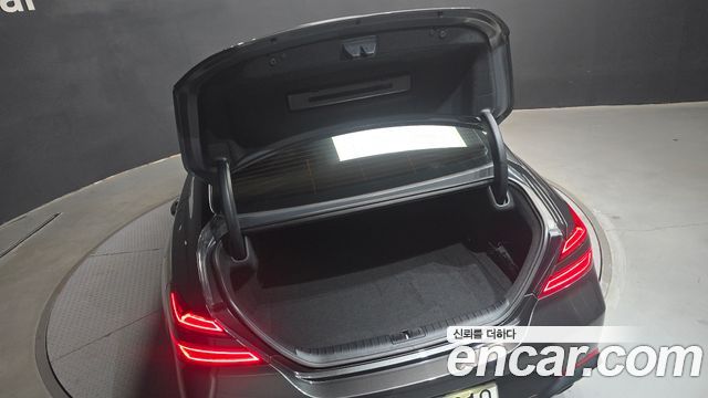 Genesis G70 Gasoline 2.0T 2WD 2023 — фото 30