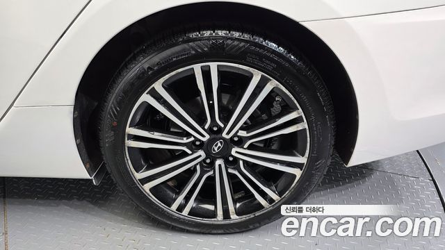 Hyundai i40 Saloon 2.0 GDi PYL 2016 — фото 21