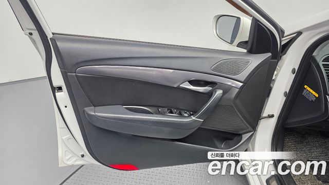 Hyundai i40 Saloon 2.0 GDi PYL 2016 — фото 24