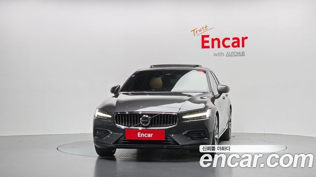 Volvo S60 (III) B5 Ultimate Bright 2024 — фото 3