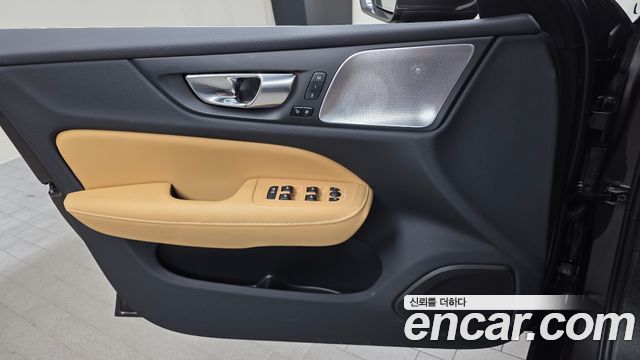 Volvo S60 (III) B5 Ultimate Bright 2024 — фото 30