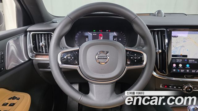 Volvo S60 (III) B5 Ultimate Bright 2024 — фото 39