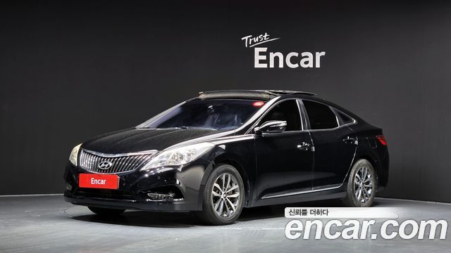 Hyundai Grandeur (HG) HG240 Luxury