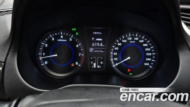 Hyundai Grandeur (HG) HG240 Luxury 2011 — фото 8