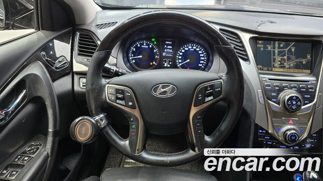 Hyundai Grandeur (HG) HG240 Luxury 2011 — фото 13