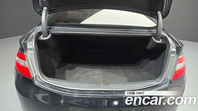 Hyundai Grandeur (HG) HG240 Luxury 2011 — фото 18