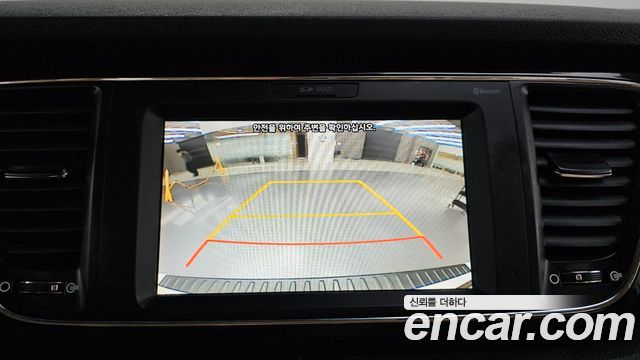 Kia Carnival 9-Seater Prstige 2020 — фото 15