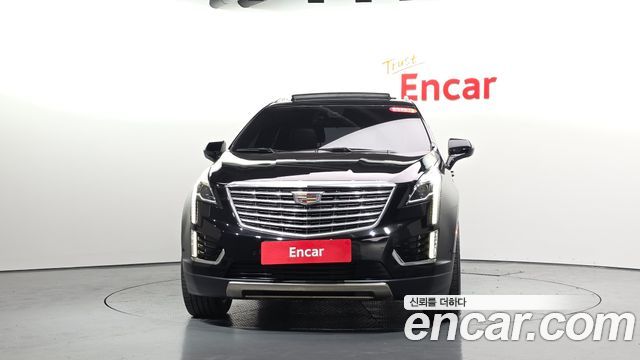 Cadillac XT5 3.6 Platinum 2019 — фото 3