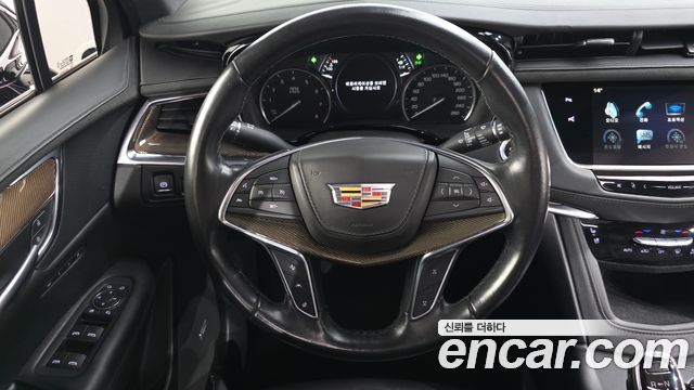 Cadillac XT5 3.6 Platinum 2019 — фото 13