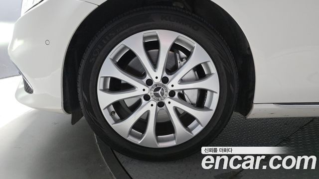 Mercedes-Benz E-Class (W213) E300 Exclusive 2019 — фото 5