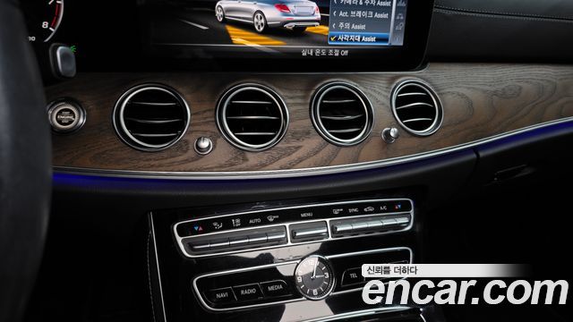 Mercedes-Benz E-Class (W213) E300 Exclusive 2019 — фото 17