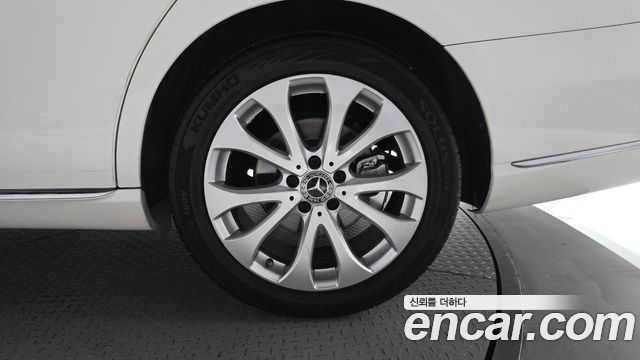 Mercedes-Benz E-Class (W213) E300 Exclusive 2019 — фото 21