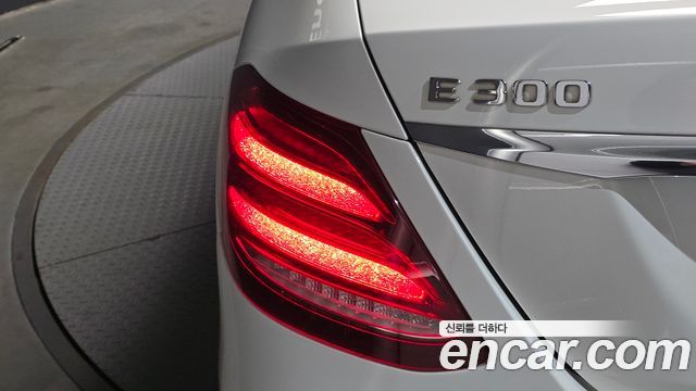 Mercedes-Benz E-Class (W213) E300 Exclusive 2019 — фото 23