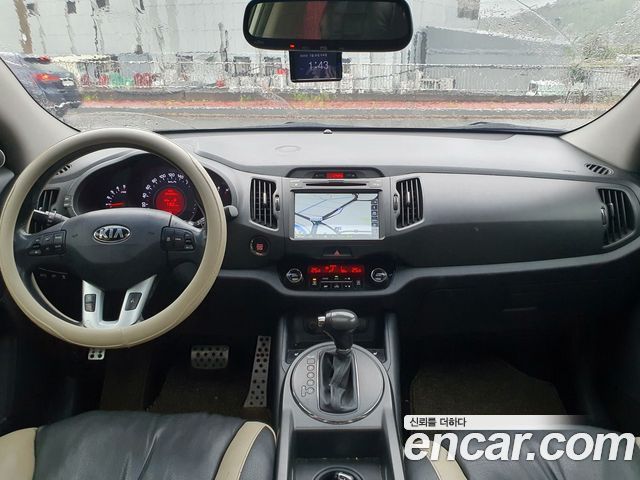 Kia Sportage R Diesel 2WD TLX High-Deluxe 2013 — фото 5