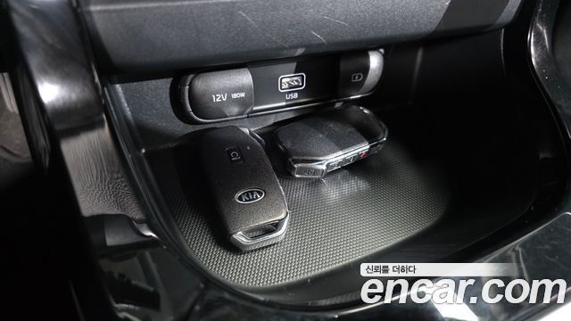 Kia Seltos Gasoline 1.6 Turbo 2WD Signature 2021 — фото 18