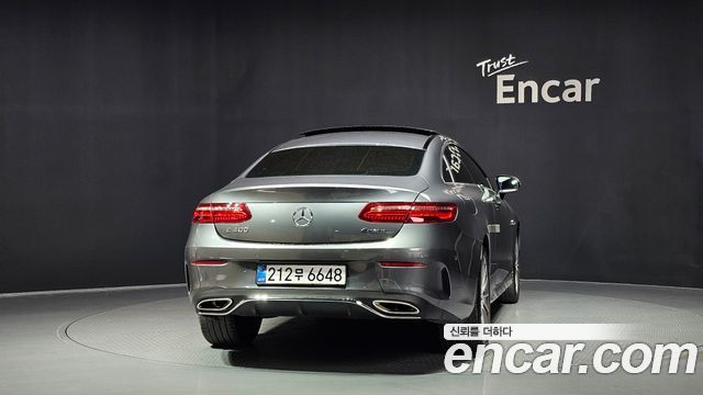 Mercedes-Benz E-Class (W213) E400 4MATIC Coupe 2017 — фото 4