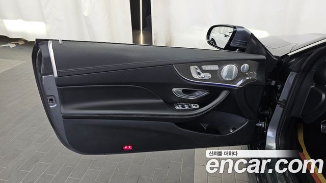 Mercedes-Benz E-Class (W213) E400 4MATIC Coupe 2017 — фото 30