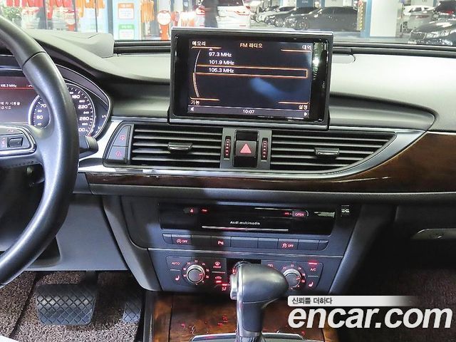 Audi A6 2.0 TDI Dynamic C7 2014 — фото 18