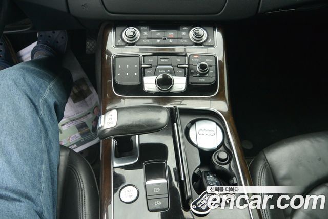 Audi A8 3.0 TDI Quattro D4 2014 — фото 9