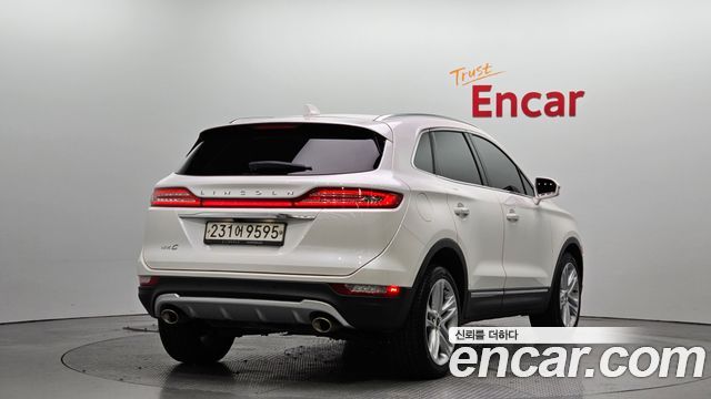 Lincoln MKC 2.0 AWD 2019 — фото 2
