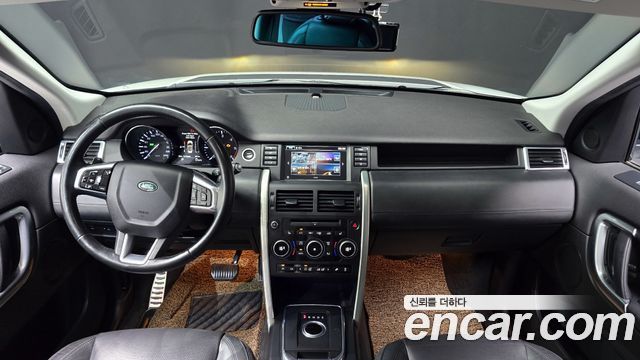 Land Rover Discovery Sport 2.0 TD4 HSE Luxury 2016 — фото 7