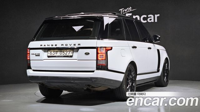 Land Rover Range Rover (IV) 4.4 SDV8 Vogue SE DIESEL 2016 — фото 2