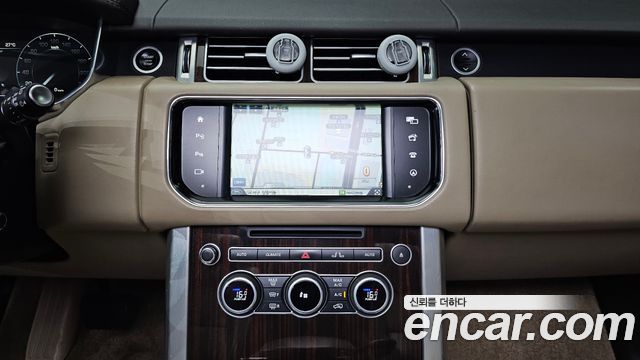 Land Rover Range Rover (IV) 4.4 SDV8 Vogue SE DIESEL 2016 — фото 18