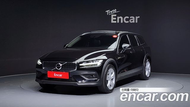 Volvo V60 Cross Country (II) T5 AWD