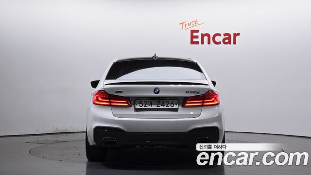 BMW 5 Series (G30) 520d xDrive M Sport Package Plus 2018 — фото 4