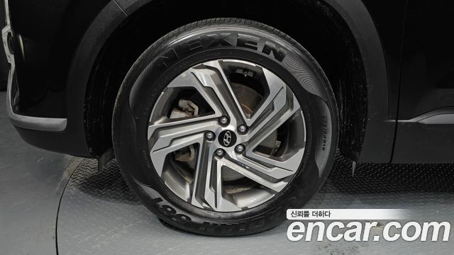 Hyundai Santa Fe Gasoline 2.5T 2WD Prestige 2021 — фото 5