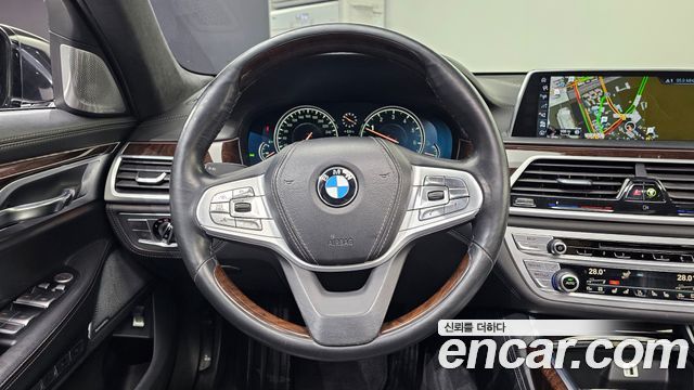 BMW 7 Series (G11) 750Li xDrive Prestige 2016 — фото 13
