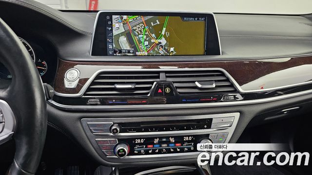BMW 7 Series (G11) 750Li xDrive Prestige 2016 — фото 14